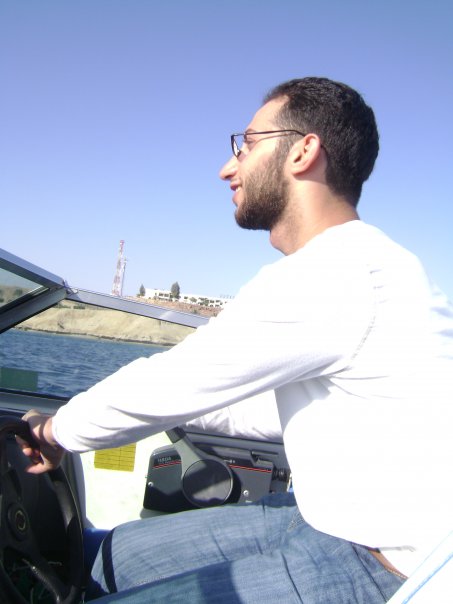 driving a boat in the red sea